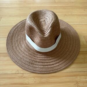 Madewell packable straw hat size M/L in excellent condition!